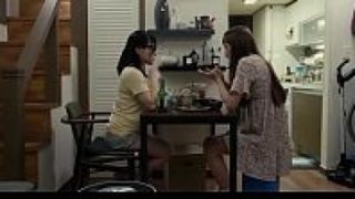 หนังเอวีเกาหลีฟรี 18+ เรื่อง A Hot Roommate รูมเมทสายตาสั้น ชอบใส่แว่นตอนโดนเย็ด โดนเพื่อนหลอกมาให้แฟนมันเย็ด หีฟิตๆโดนควยกระหน่ำเย็ดร้องไห้